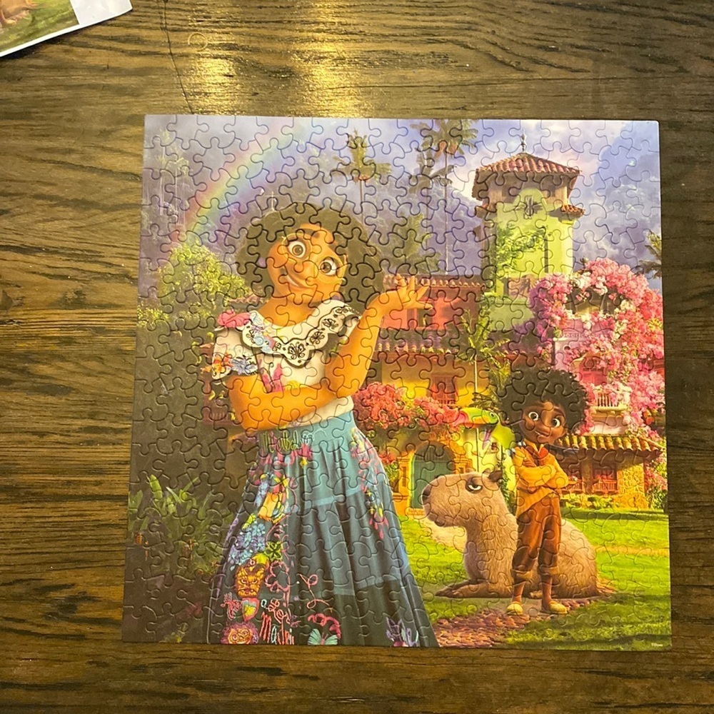 ENCANTO Disney Puzzle - COMPLETE 300 piece